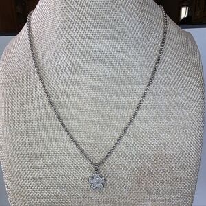 BobbieLee Flower Pendant Necklace Silver Tone Stainless Steel 18”